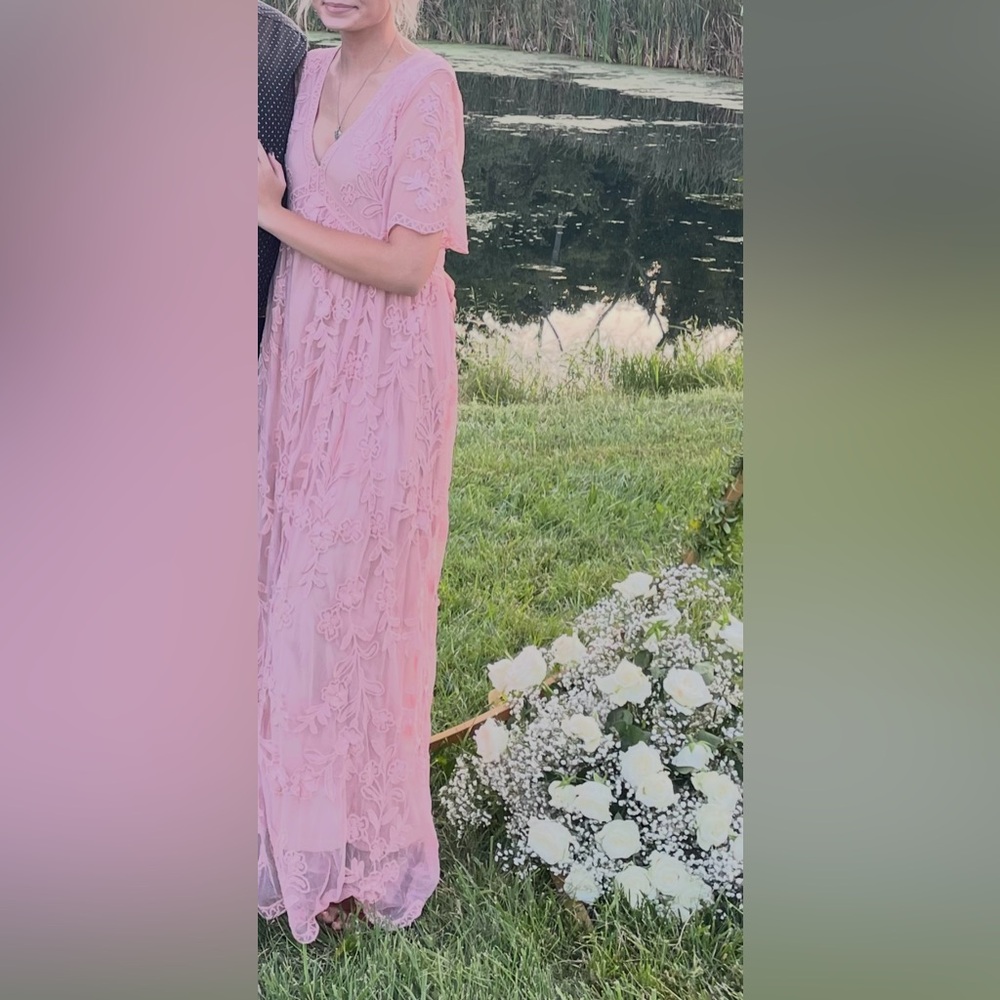 Elegant Pink Lace Dress